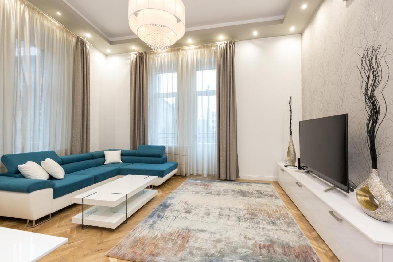 City Center Grand Luxury W 2Br/2Bt Budapest Eksteriør billede