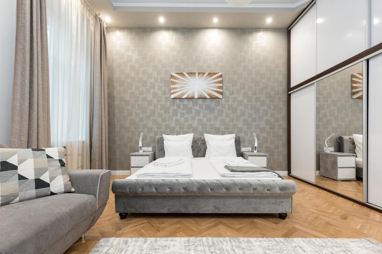 City Center Grand Luxury W 2Br/2Bt Budapest Eksteriør billede