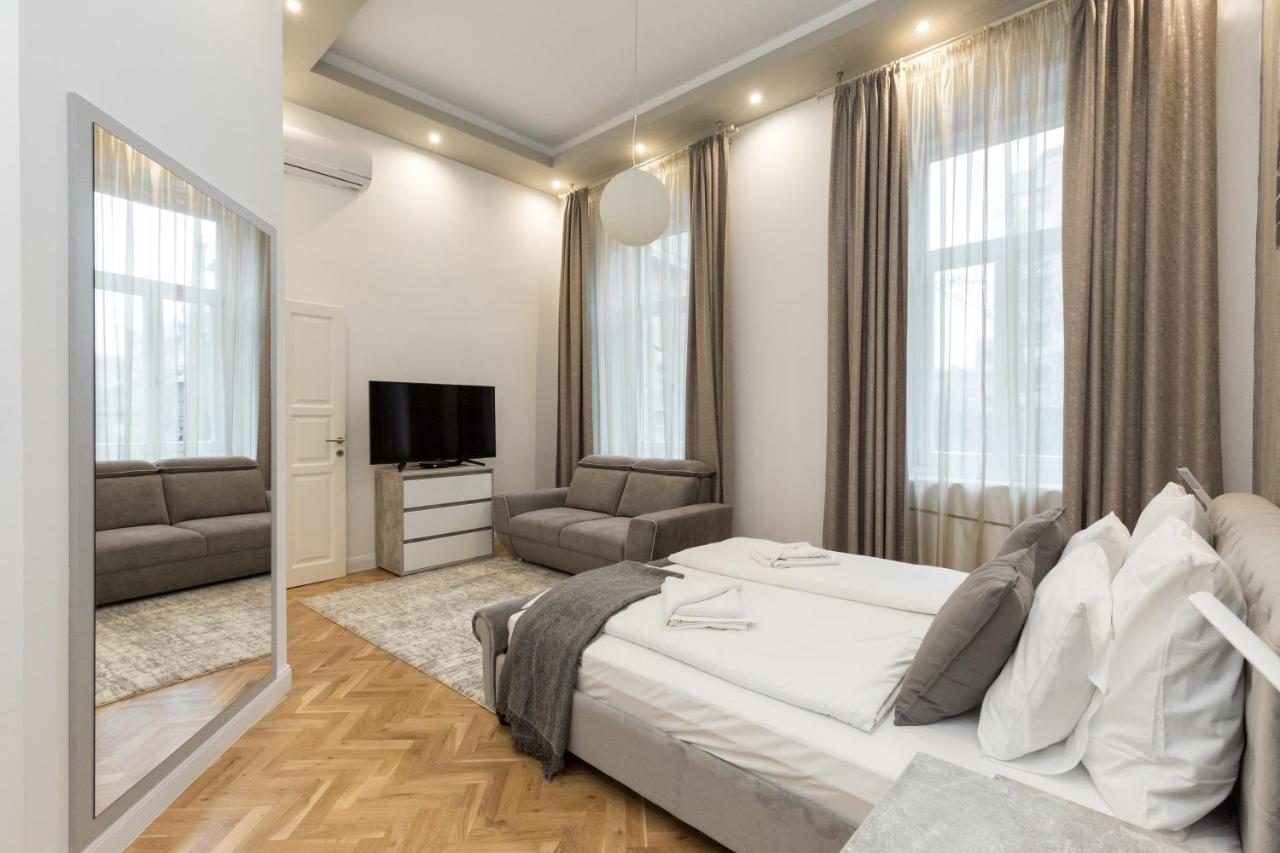 City Center Grand Luxury W 2Br/2Bt Budapest Eksteriør billede